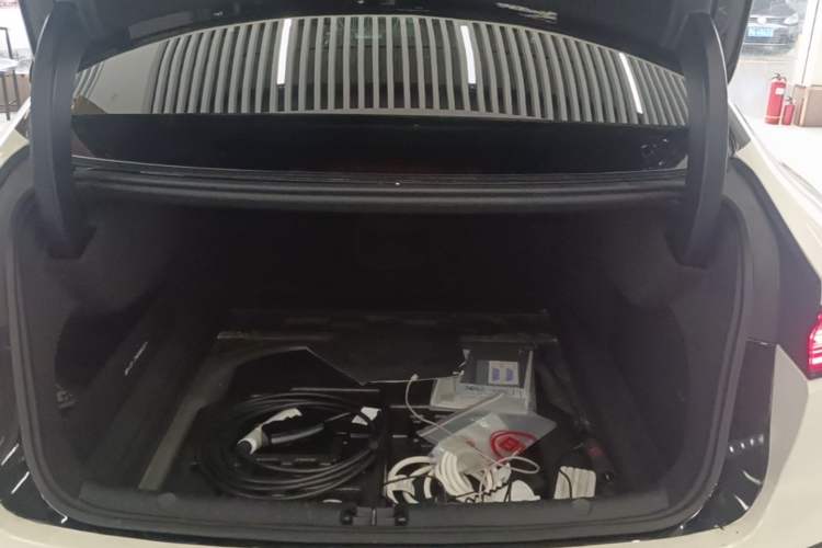 Used BYD Han 2023 EV Champion Edition 605KM Front-Drive Premium Model Trunk