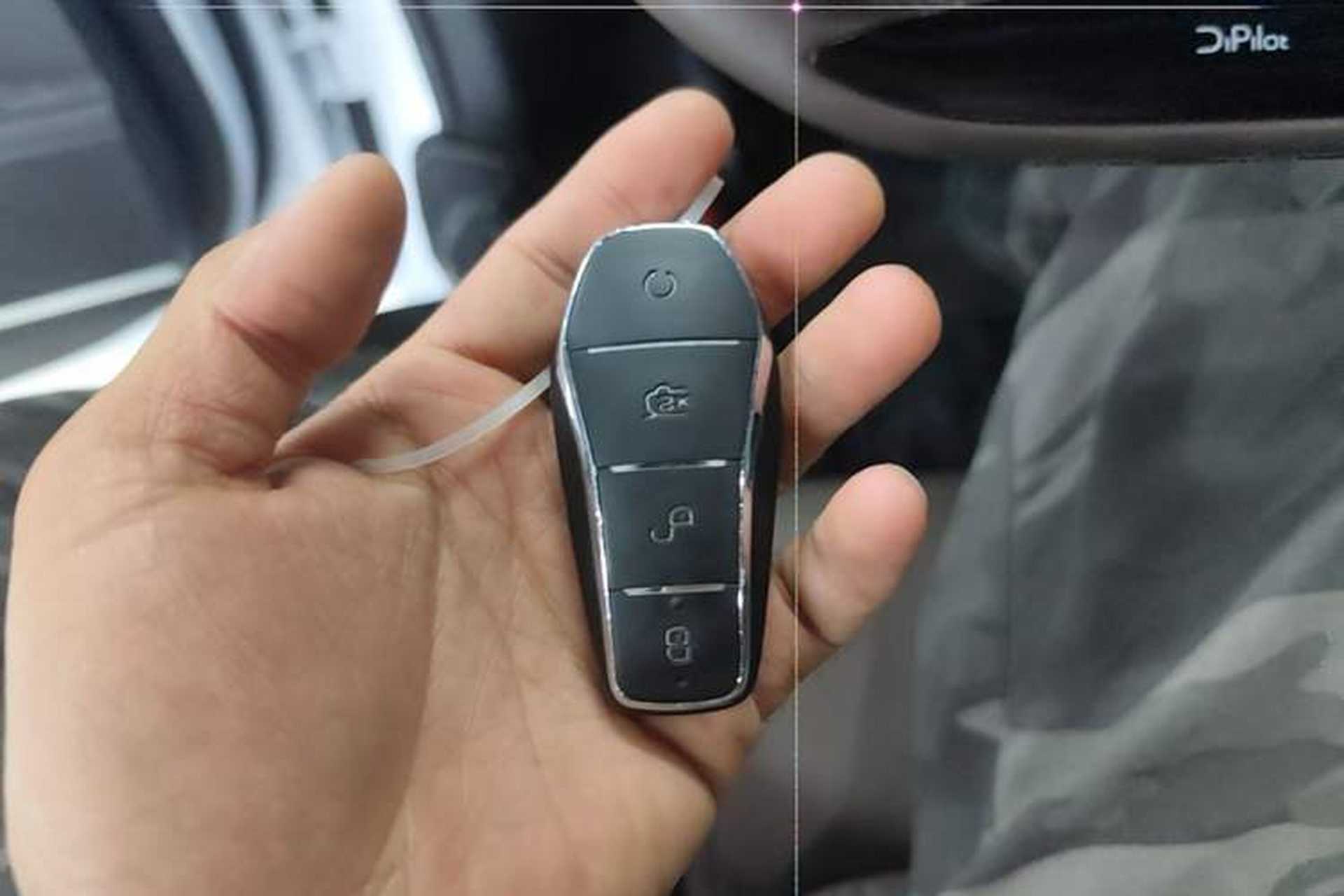 Used BYD Han 2023 DM-i Champion Edition 121KM Prestige Model Vehicle Key