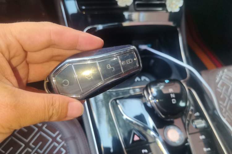 Used BYD Han 2023 DM-i Champion Edition 121KM Prestige Model Vehicle Key