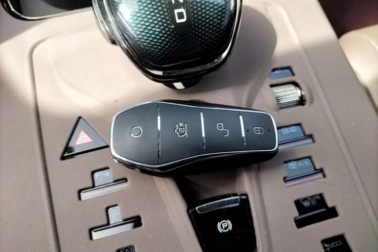 Used BYD Han 2023 EV Champion Edition 605KM Front-Drive Premium Model Vehicle Key