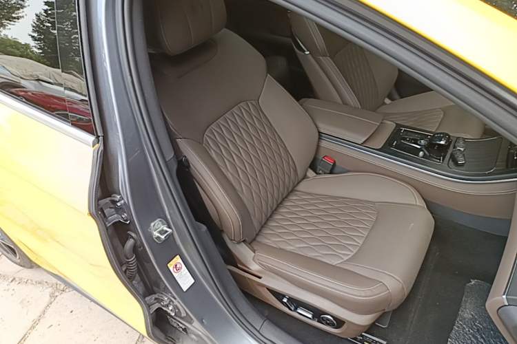 Used BYD Han 2023 EV Champion Edition 715 km Front-Drive Flagship Model Right Front Seat