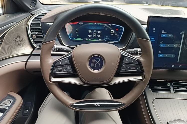 Used BYD Han 2023 EV Champion Edition 715 km Front-Drive Flagship Model Steering Wheel