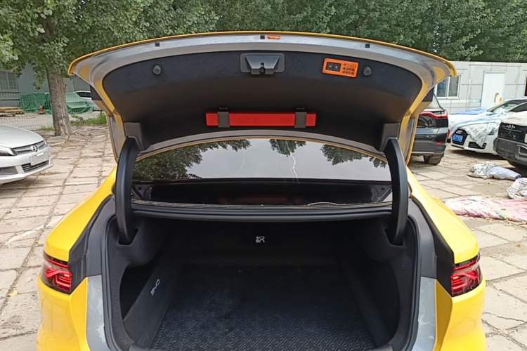 Used BYD Han 2023 EV Champion Edition 715 km Front-Drive Flagship Model Trunk