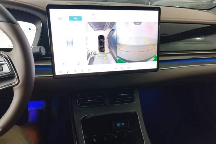 Used BYD Han 2024 DM-i Glory Edition 121KM Premium Model Audio And AC Panel