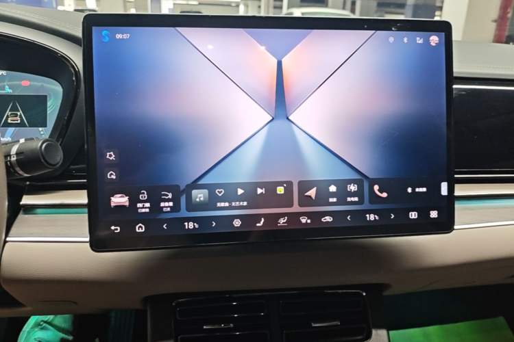 Used BYD Han 2024 DM-i Glory Edition 121KM Premium Model Audio And AC Panel