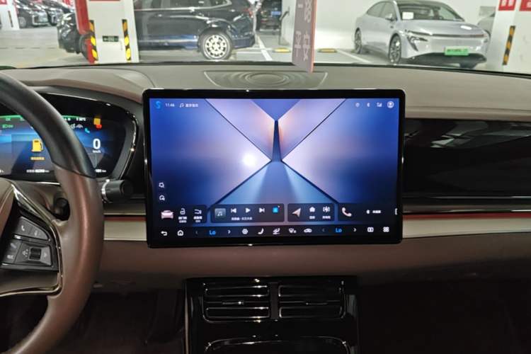 Used BYD Han 2024 DM-i Glory Edition 121KM Prestige Model Audio And AC Panel