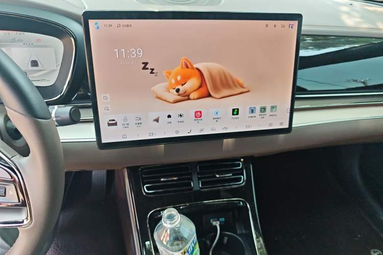 Used BYD Han 2024 DM-i Glory Edition 121KM Prestige Model Audio And AC Panel