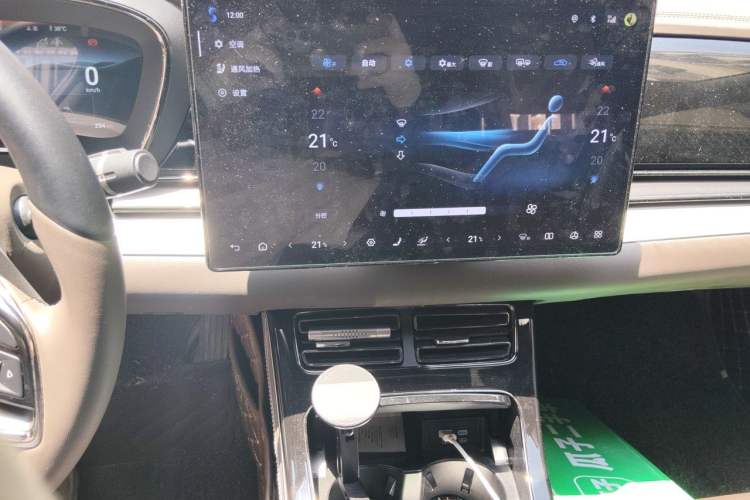 Used BYD Han 2024 DM-i Glory Edition 121KM Elite Model Audio And AC Panel