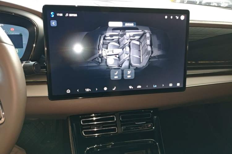 Used BYD Han 2024 DM-i Glory Edition 121KM Elite Model Audio And AC Panel