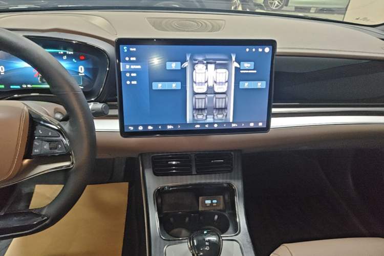 Used BYD Han 2024 EV Glory Edition 506KM Front-Wheel-Drive Premium Model Audio And AC Panel