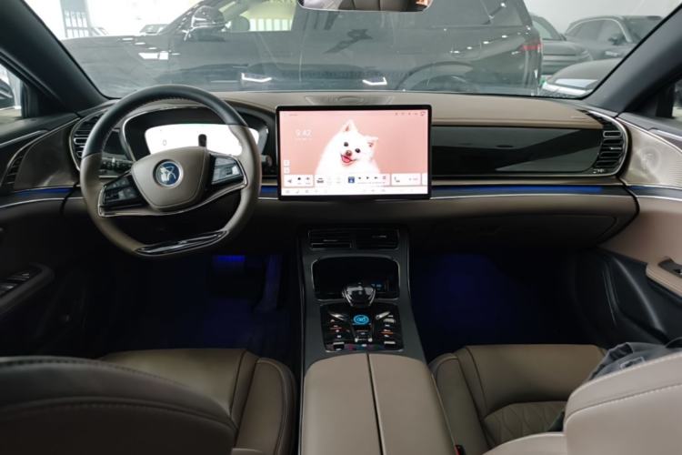 Used BYD Han 2024 DM-i Glory Edition 121KM Premium Model Center Console