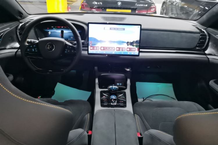Used BYD Han 2024 DM-p War God Edition Center Console