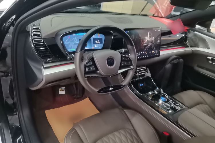 Used BYD Han 2024 DM-i Glory Edition 121KM Prestige Model Center Console