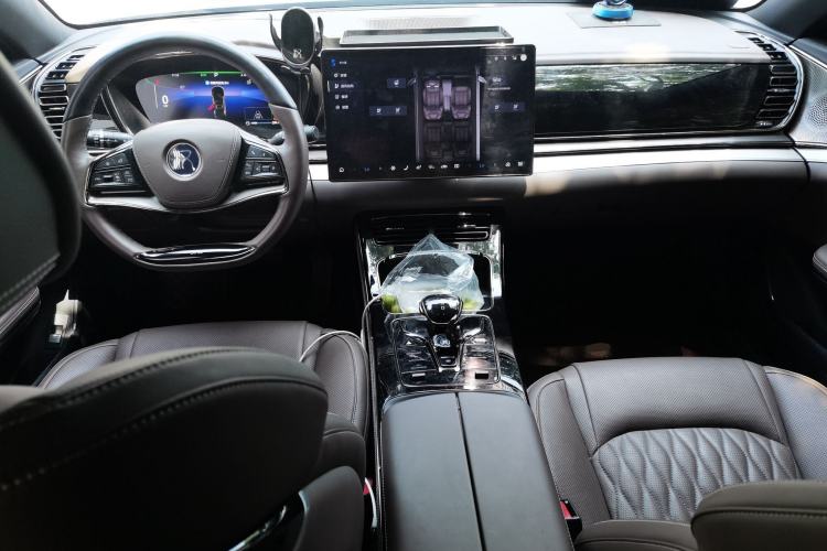 Used BYD Han 2024 DM-i Glory Edition 121KM Prestige Model Center Console