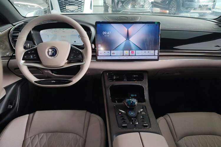 Used BYD Han 2024 DM-i Glory Edition 121KM Premium Model Center Console