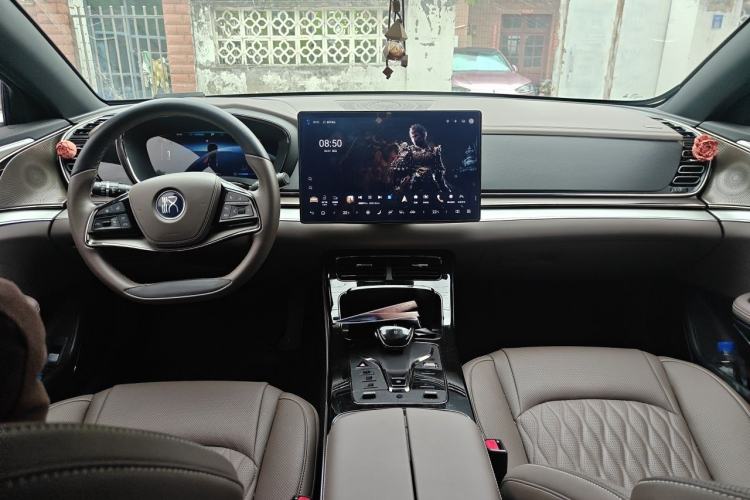 Used BYD Han 2024 DM-i Glory Edition 121KM Prestige Model Center Console