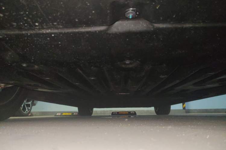 Used BYD Han 2024 EV Glory Edition 506KM Front-Wheel-Drive Premium Model Chassis Front