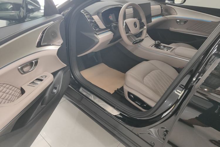 Used BYD Han 2024 EV Glory Edition 605KM Front-Wheel-Drive Premium Model Driver Seat