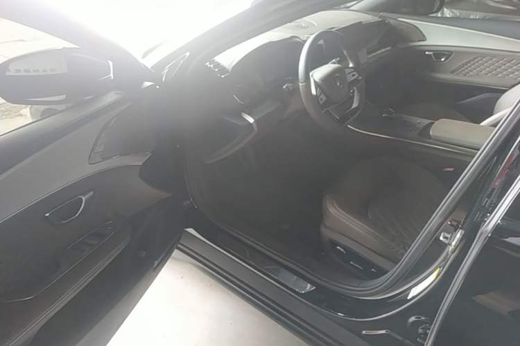 Used BYD Han 2024 DM-i Glory Edition 121KM Prestige Model Driver Seat
