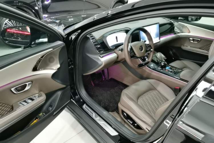 Used BYD Han 2024 DM-i Glory Edition 121KM Prestige Model Driver Seat
