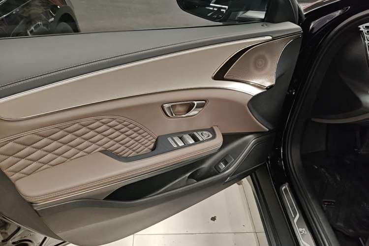 Used BYD Han 2024 DM-i Glory Edition 121KM Elite Model Driver Seat