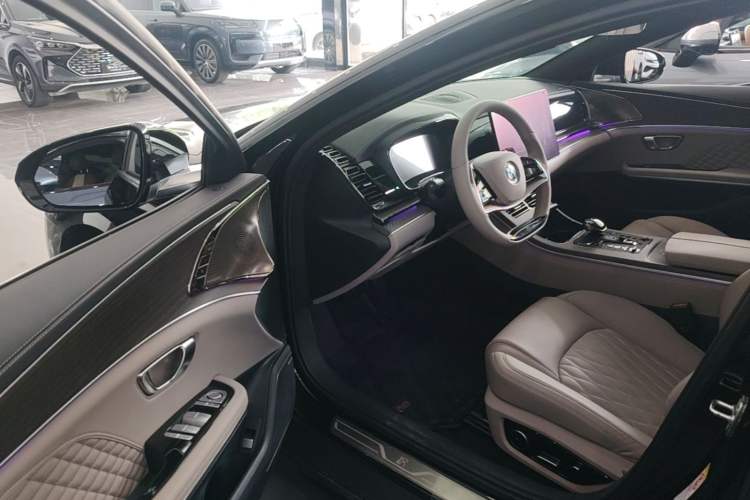 Used BYD Han 2024 DM-i Glory Edition 121KM Premium Model Driver Seat