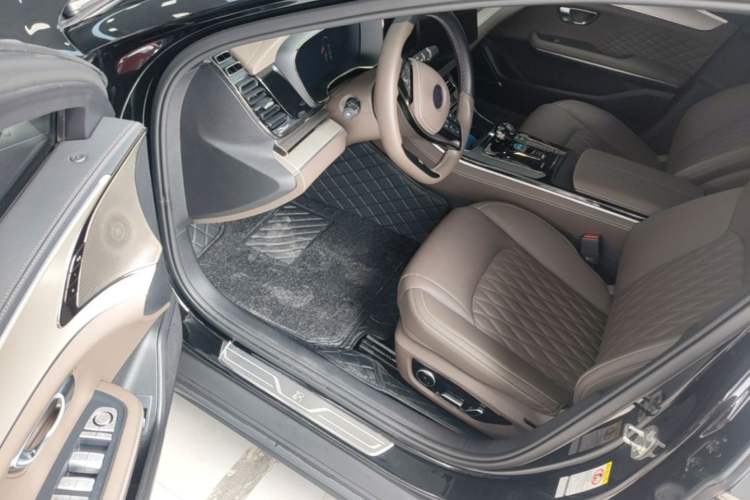 Used BYD Han 2024 DM-i Glory Edition 121KM Prestige Model Driver Seat