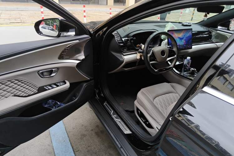 Used BYD Han 2024 DM-i Glory Edition 121KM Prestige Model Driver Seat