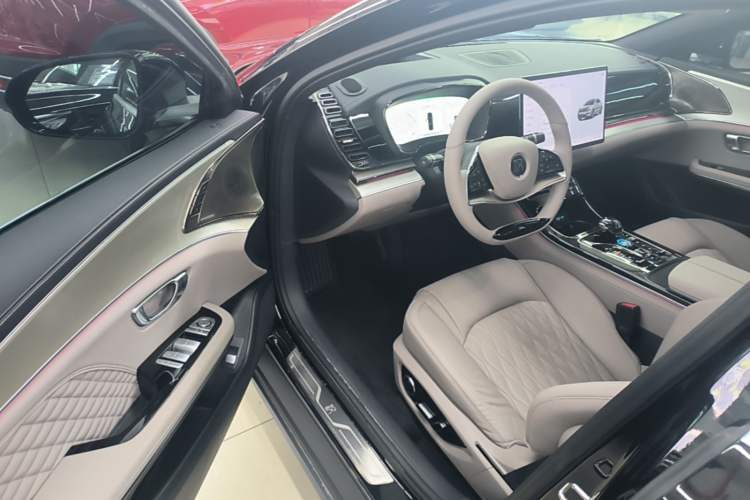 Used BYD Han 2024 EV Glory Edition 605KM Front-Wheel-Drive Premium Model Driver Seat