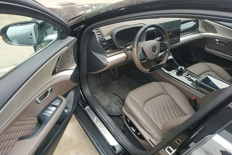 Used BYD Han 2024 EV Glory Edition 506KM Front-Wheel-Drive Premium Model Driver Seat