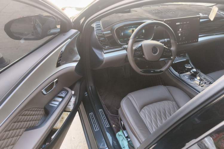 Used BYD Han 2024 EV Glory Edition 605KM Front-Wheel-Drive Premium Model Driver Seat