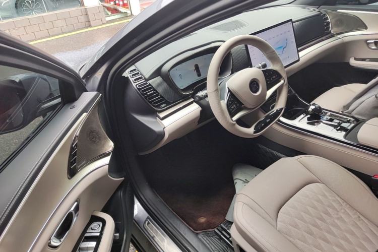 Used BYD Han 2024 EV Glory Edition 605KM Front-Wheel-Drive Premium Model Driver Seat