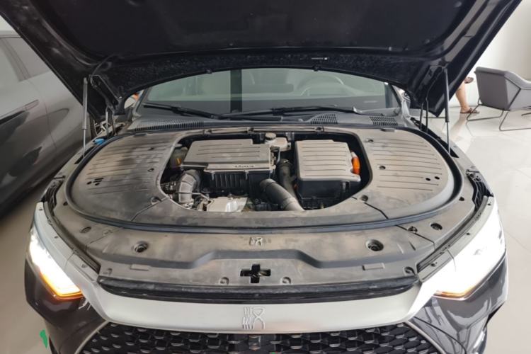 Used BYD Han 2024 DM-i Glory Edition 121KM Premium Model Engine Bay