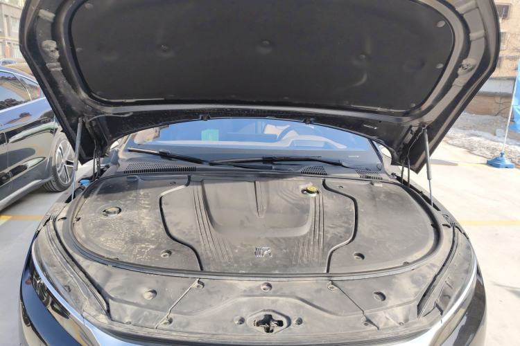 Used BYD Han 2024 EV Glory Edition 605KM Front-Wheel-Drive Premium Model Engine Bay