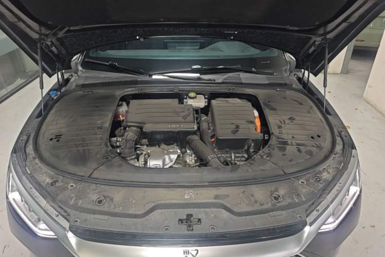 Used BYD Han 2024 DM-i Glory Edition 121KM Prestige Model Engine Bay