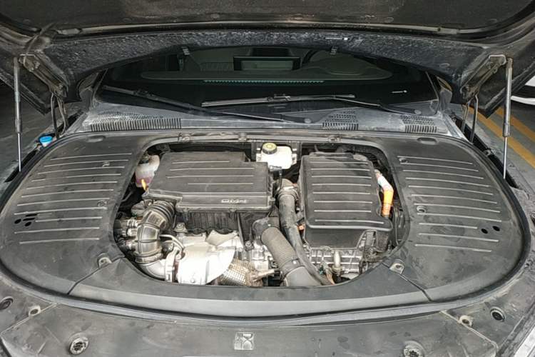 Used BYD Han 2024 DM-i Glory Edition 121KM Prestige Model Engine Bay