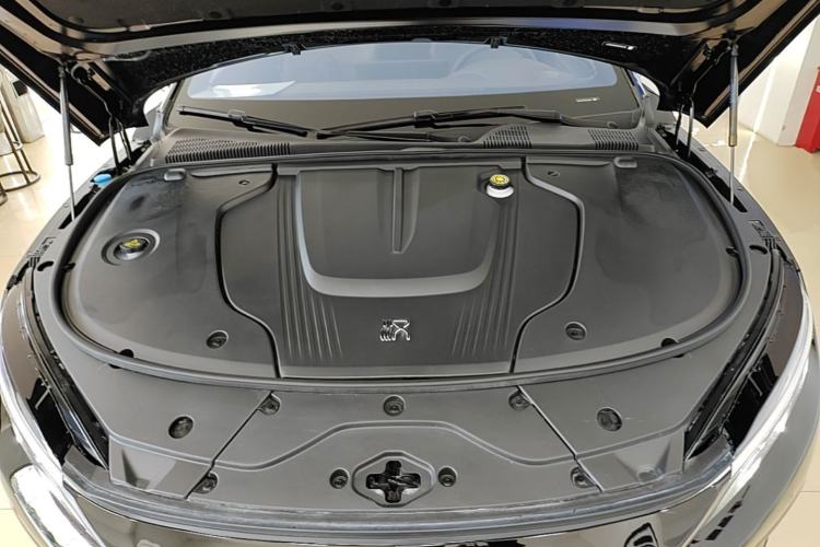 Used BYD Han 2024 EV Glory Edition 506KM Front-Wheel-Drive Premium Model Engine Bay