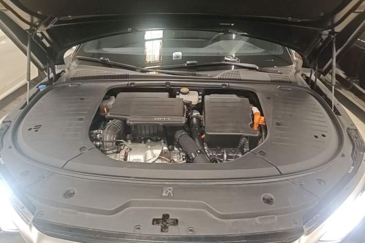 Used BYD Han 2024 DM-i Glory Edition 121KM Elite Model Engine Bay