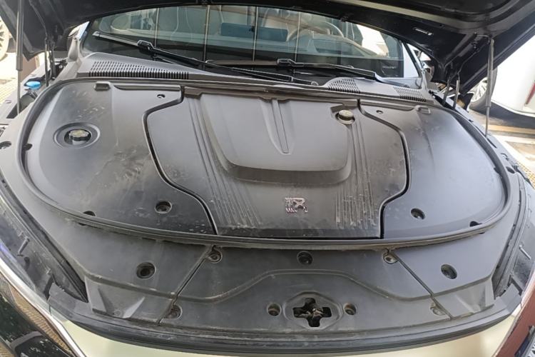 Used BYD Han 2024 EV Glory Edition 605KM Front-Wheel-Drive Premium Model Engine Bay