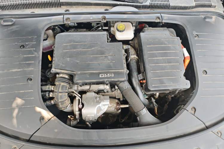 Used BYD Han 2024 DM-i Glory Edition 121KM Prestige Model Engine Bay