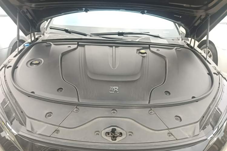 Used BYD Han 2024 EV Glory Edition 605KM Front-Wheel-Drive Premium Model Engine Bay