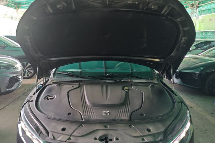 Used BYD Han 2024 EV Glory Edition 605KM Front-Wheel-Drive Premium Model Engine Bay