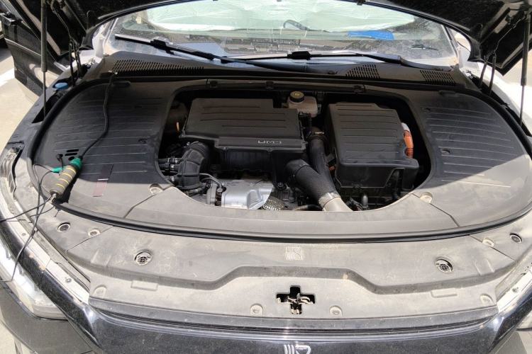 Used BYD Han 2024 DM-i Glory Edition 121KM Elite Model Engine Bay