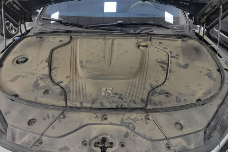 Used BYD Han 2024 EV Glory Edition 605KM Front-Wheel-Drive Premium Model Engine Bay