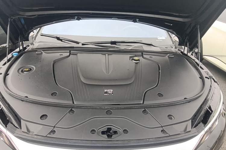 Used BYD Han 2024 EV Glory Edition 610 km All-Wheel Drive "Tian Shen Zhi Jia" Intelligent Driving Model Engine Bay