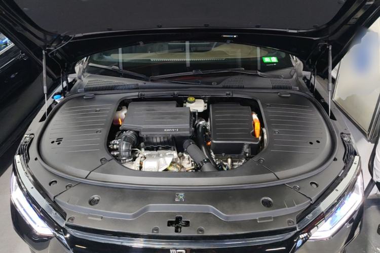 Used BYD Han 2024 DM-i Glory Edition 121KM Prestige Model Engine Bay