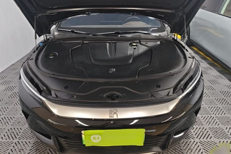 Used BYD Han 2024 EV Glory Edition 506KM Front-Wheel-Drive Premium Model Engine Bay