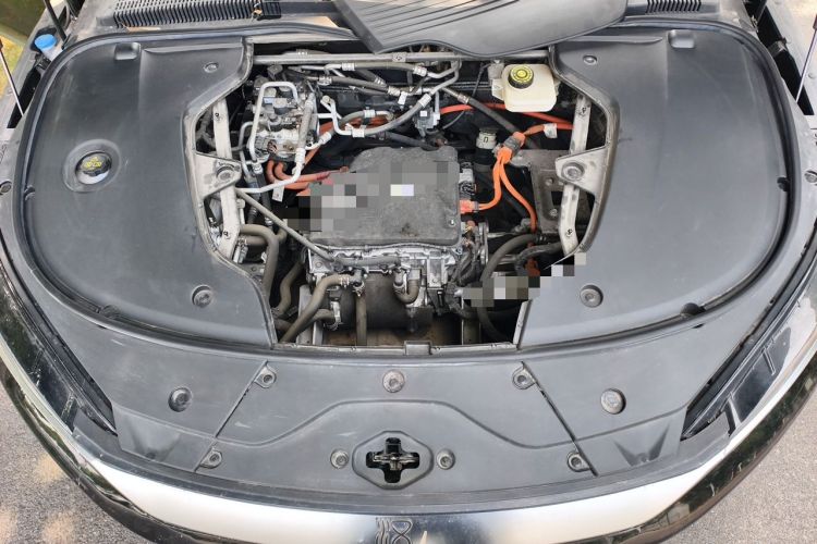 Used BYD Han 2024 EV Glory Edition 506KM Front-Wheel-Drive Premium Model Engine Bay