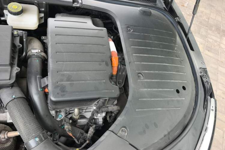 Used BYD Han 2024 DM-i Glory Edition 121KM Elite Model Engine Bay Left