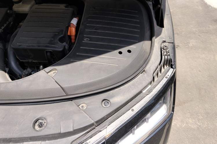 Used BYD Han 2024 DM-i Glory Edition 121KM Elite Model Engine Bay Left